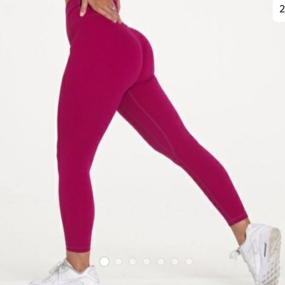 NVGTN Signature Leggings